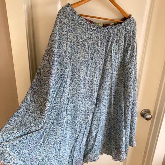 Floral Reversible Flowy Maxi Skirt Sz L-XL in EUC - Picture 3 of 5